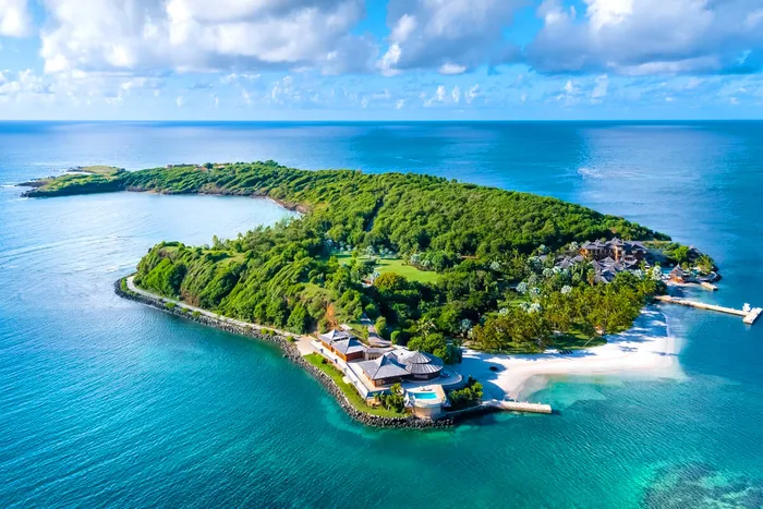 Private Island Wireless Networking & Fibre Cabling Infrastructure
